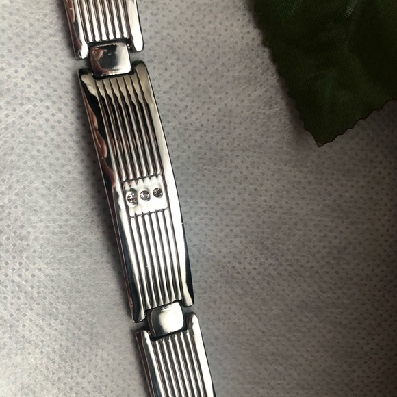 Bracelet - Picture 2 of 4